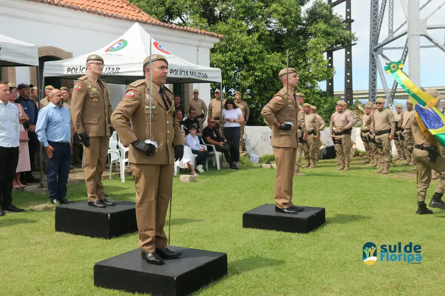 4º BPM Tem Novo Comandante: Solenidade Marca a Passagem de Comando em Florianópolis 60