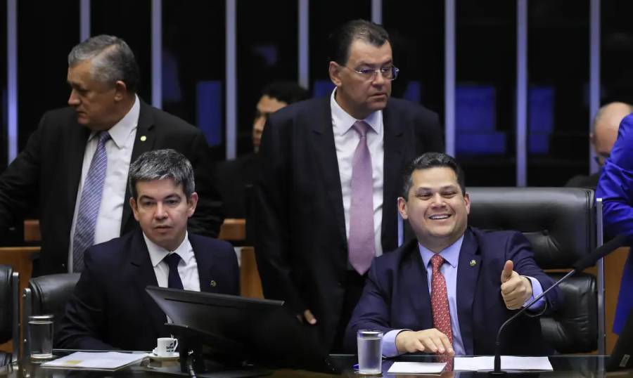 Orçamento de 2025 é aprovado pelo Congresso Nacional 3