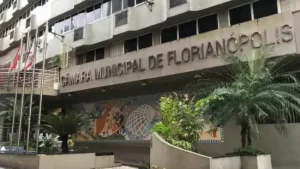 Leia mais sobre o artigo Câmara Municipal deve aprovar reforma da Previdência de Florianópolis com 16 votos