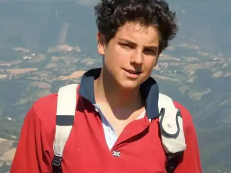 Canonização de Carlo Acutis, ‘padroeiro da internet’, é adiada após morte do Papa Francisco 7 Canonização de Carlo Acutis, ‘padroeiro da internet’, é adiada após morte do Papa Francisco 7