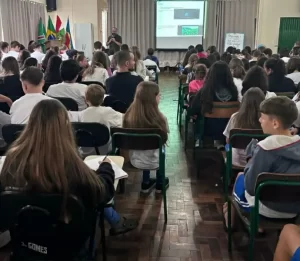 Leia mais sobre o artigo Escolas de SC contarão com plano para enfrentamento de crises