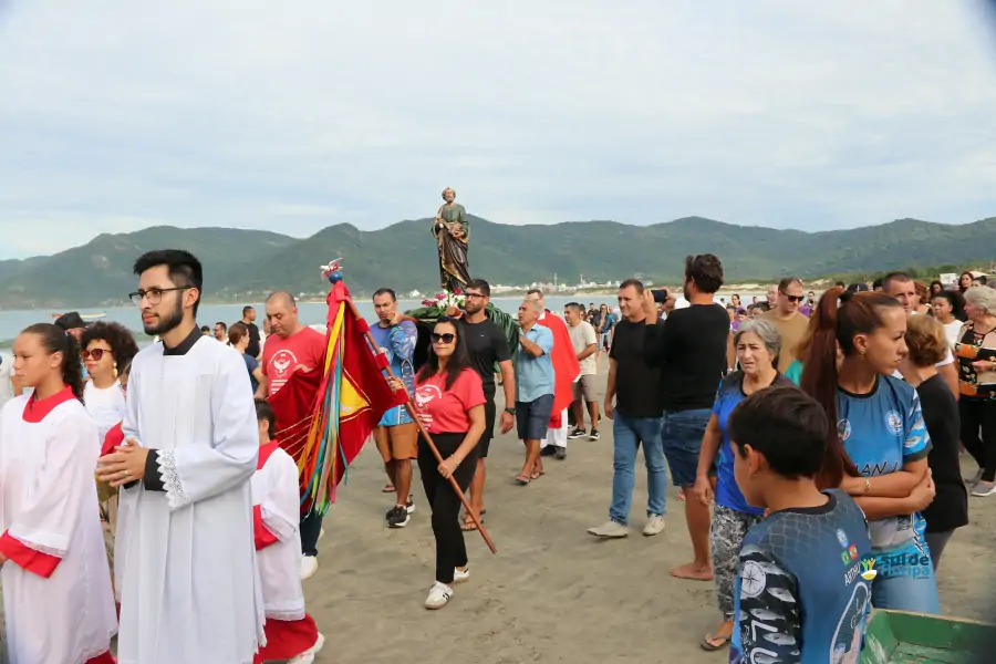 Comunidade celebrou a 3ª Missa de Abertura da Safra da Tainha no Pântano do Sul 6 Comunidade celebrou a 3ª Missa de Abertura da Safra da Tainha no Pântano do Sul 6