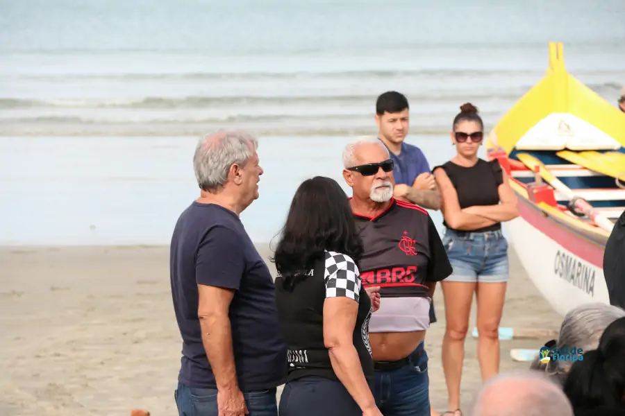Pântano do Sul dá início à Pesca da Tainha 2025 com fé, tradição e união comunitária 27 Pântano do Sul dá início à Pesca da Tainha 2025 com fé, tradição e união comunitária 27