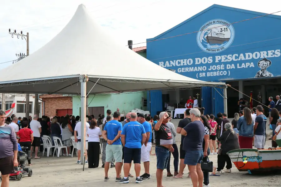 Pântano do Sul dá início à Pesca da Tainha 2025 com fé, tradição e união comunitária 42 Pântano do Sul dá início à Pesca da Tainha 2025 com fé, tradição e união comunitária 42