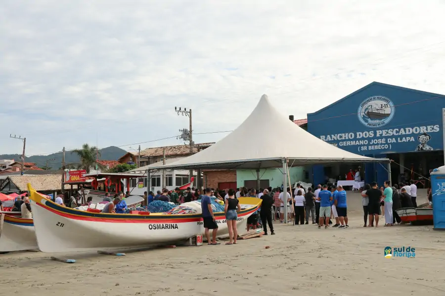 Pântano do Sul dá início à Pesca da Tainha 2025 com fé, tradição e união comunitária 43 Pântano do Sul dá início à Pesca da Tainha 2025 com fé, tradição e união comunitária 43