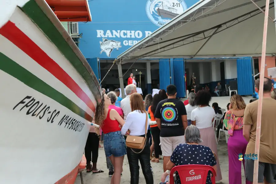 Pântano do Sul dá início à Pesca da Tainha 2025 com fé, tradição e união comunitária 60 Pântano do Sul dá início à Pesca da Tainha 2025 com fé, tradição e união comunitária 60