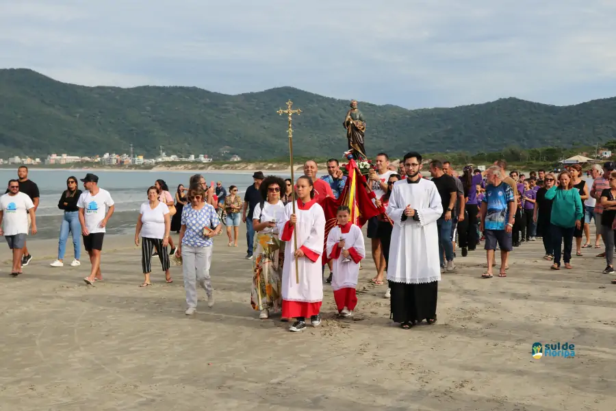 Comunidade celebrou a 3ª Missa de Abertura da Safra da Tainha no Pântano do Sul 1 Comunidade celebrou a 3ª Missa de Abertura da Safra da Tainha no Pântano do Sul 1