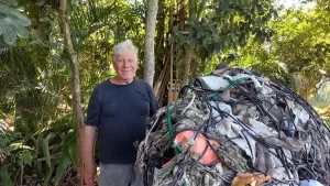 Leia mais sobre o artigo Dragão de Loro Lima habita jardim da Fundação Cultural BADESC