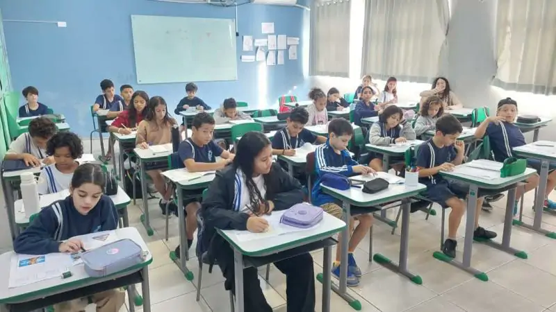 Estudantes do 2º, 5º e 9º ano têm prova de Português e Matemática 1 Estudantes do 2º, 5º e 9º ano têm prova de Português e Matemática 1