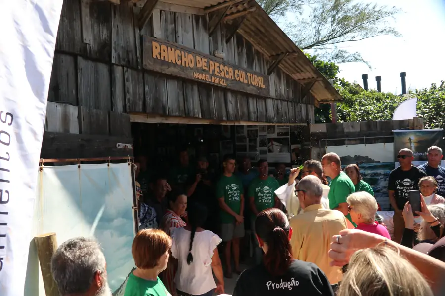 Lançada a obra do Novo Rancho do Getúlio no Campeche: um marco para a pesca artesanal e a cultura de Florianópolis 9 Lançada a obra do Novo Rancho do Getúlio no Campeche: um marco para a pesca artesanal e a cultura de Florianópolis 9