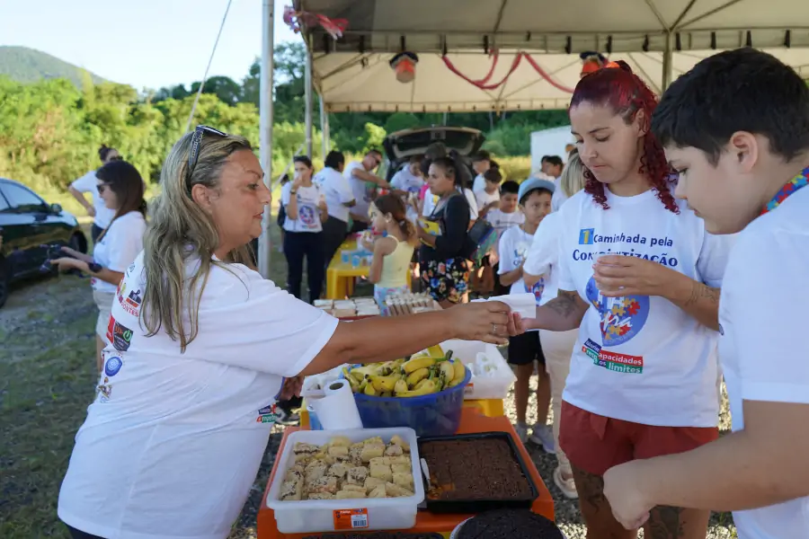 TEA Tapera realiza 1ª Caminhada de Conscientização sobre o Autismo no Sul da Ilha 13 TEA Tapera realiza 1ª Caminhada de Conscientização sobre o Autismo no Sul da Ilha 13