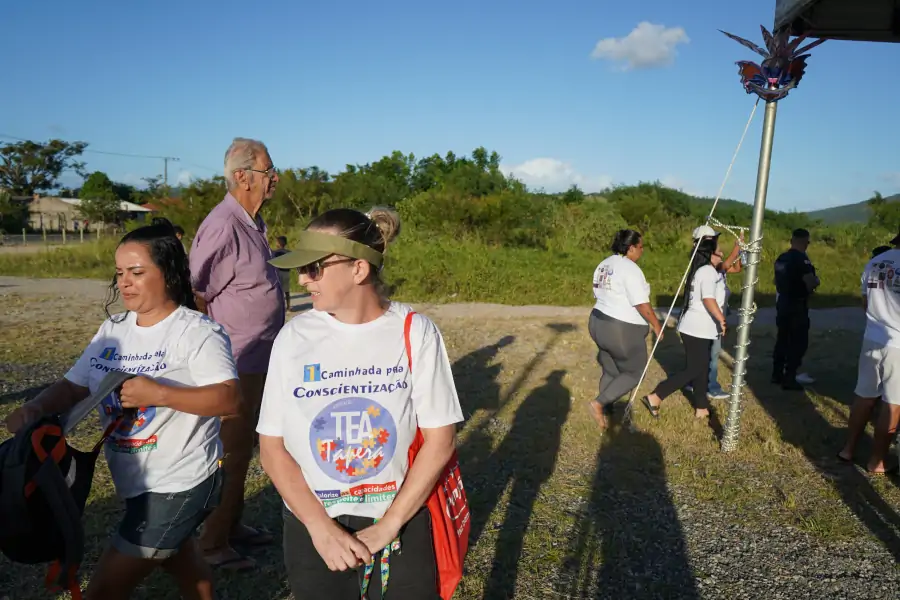TEA Tapera realiza 1ª Caminhada de Conscientização sobre o Autismo no Sul da Ilha 16 TEA Tapera realiza 1ª Caminhada de Conscientização sobre o Autismo no Sul da Ilha 16