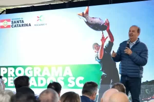 Leia mais sobre o artigo Governo de Santa Catarina lança o maior programa de incentivo à pesca e aquicultura do estado