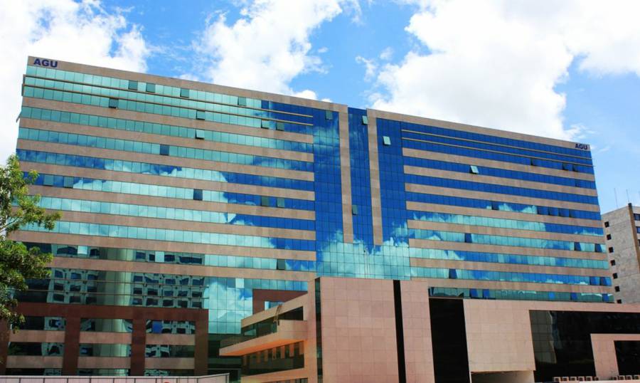 Justiça bloqueia R$ 119 milhões de investigados por fraude contra INSS 1 Justiça bloqueia R$ 119 milhões de investigados por fraude contra INSS 1