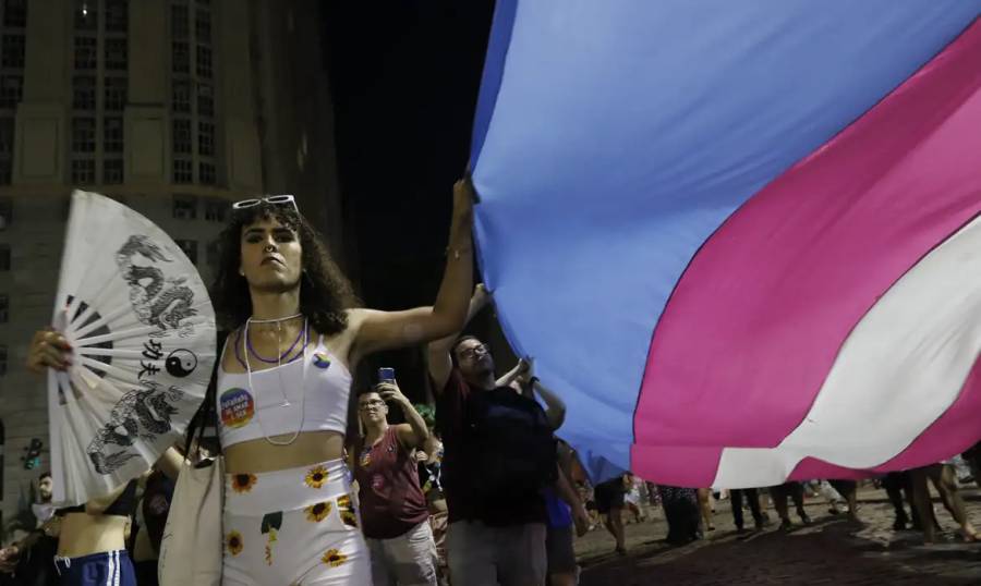 População trans se opõe à nova idade mínima para terapia hormonal 1 População trans se opõe à nova idade mínima para terapia hormonal 1