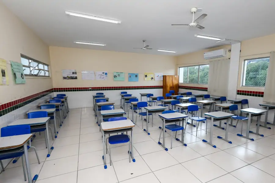 Governador inaugura reforma e ampliação da EEB Júlio da Costa Neves em Florianópolis 2