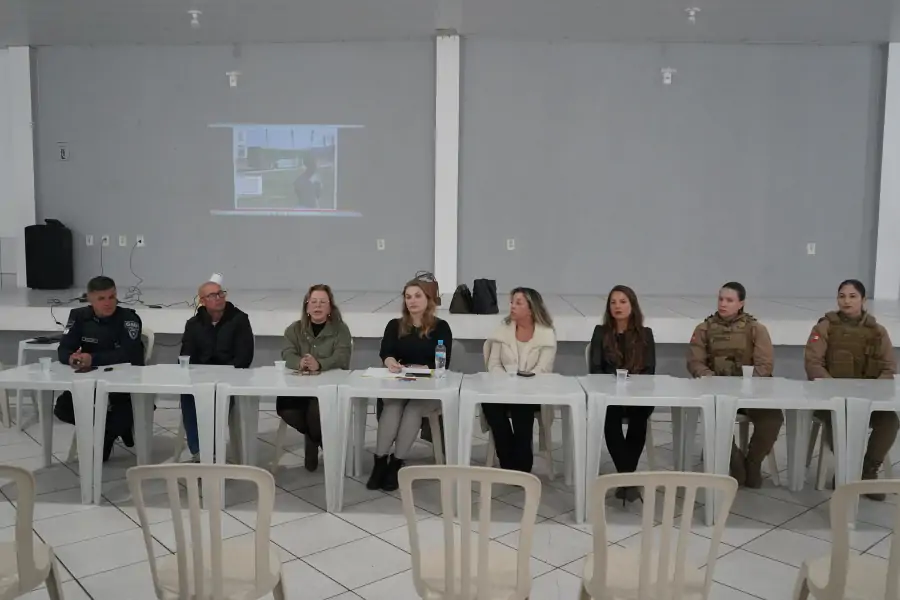 Portal Sul de Floripa acompanha terceira reunião do CONSEG Rio Tavares, com foco em segurança pública e proteção animal 1