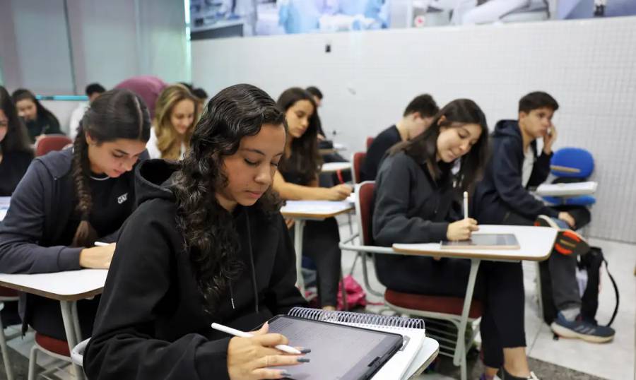 Fies 2025: divulgada lista de espera do segundo semestre 1