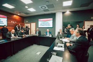 Leia mais sobre o artigo Finanças acata projeto que permite o pagamento de tributos com cartões de débito e crédito