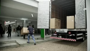 Leia mais sobre o artigo Governo de SC reforça climatização das escolas estaduais com mais 3 mil aparelhos de ar-condicionado