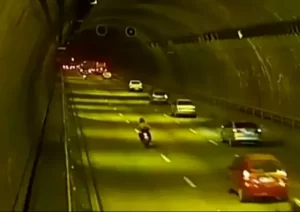 Leia mais sobre o artigo Túnel Antonieta de Barros tem fechamento parcial nesta quinta-feira (07) para instalação de câmeras de segurança