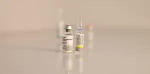 Leia mais sobre o artigo Vacinação é principal forma de prevenção da febre amarela e está disponível na rede pública