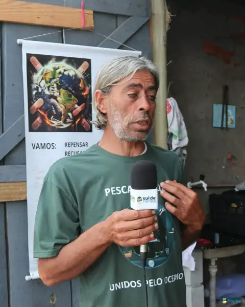 Mutirão de limpeza mobiliza comunidade e reforça a importância da preservação marinha em Florianópolis 14