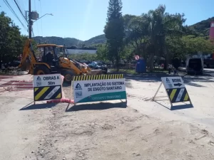 Leia mais sobre o artigo CASAN inicia dois novos trechos de obras de esgotamento sanitário em Florianópolis na segunda-feira 
