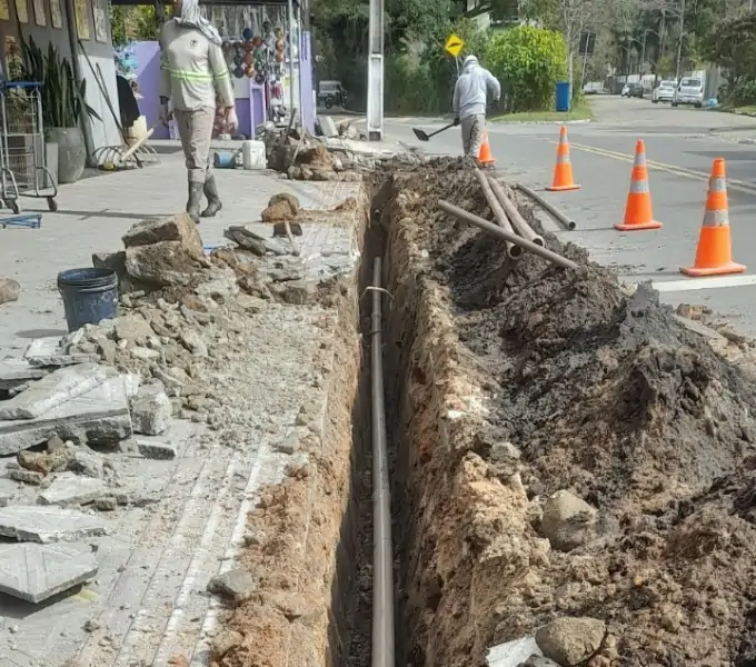 CASAN instala nova rede de água na Armação 1
