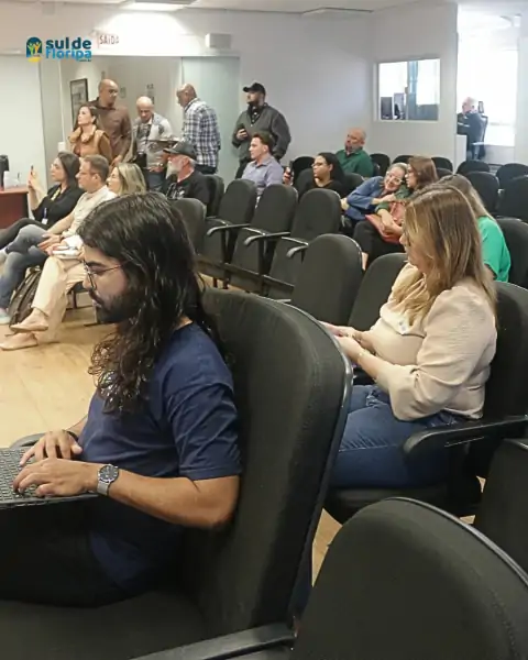 Frente Parlamentar em Defesa do Autismo debate políticas públicas em Florianópolis 3