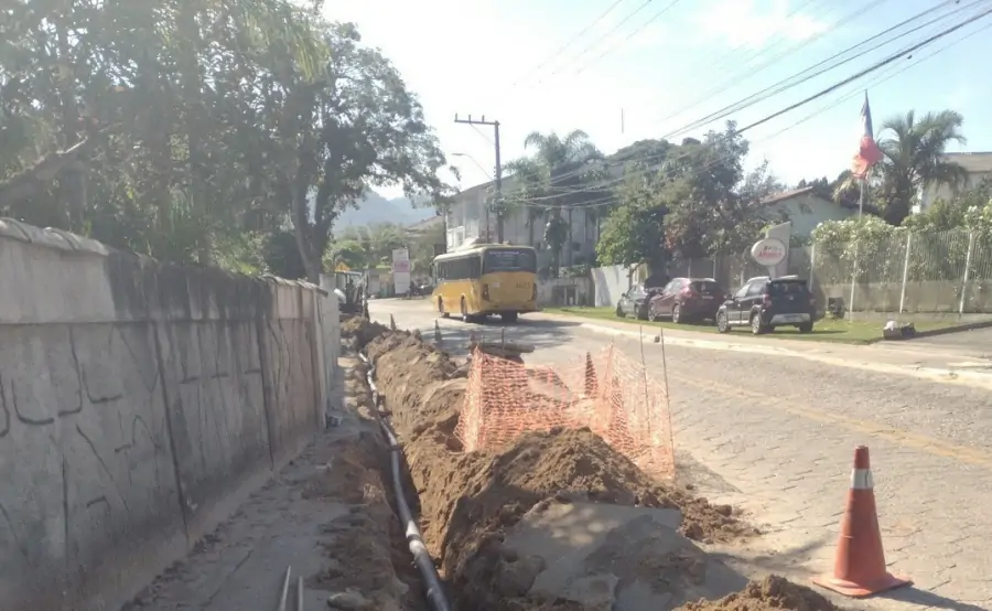 Casan instala novas redes para melhorar abastecimento no Bairro Rio Vermelho 1