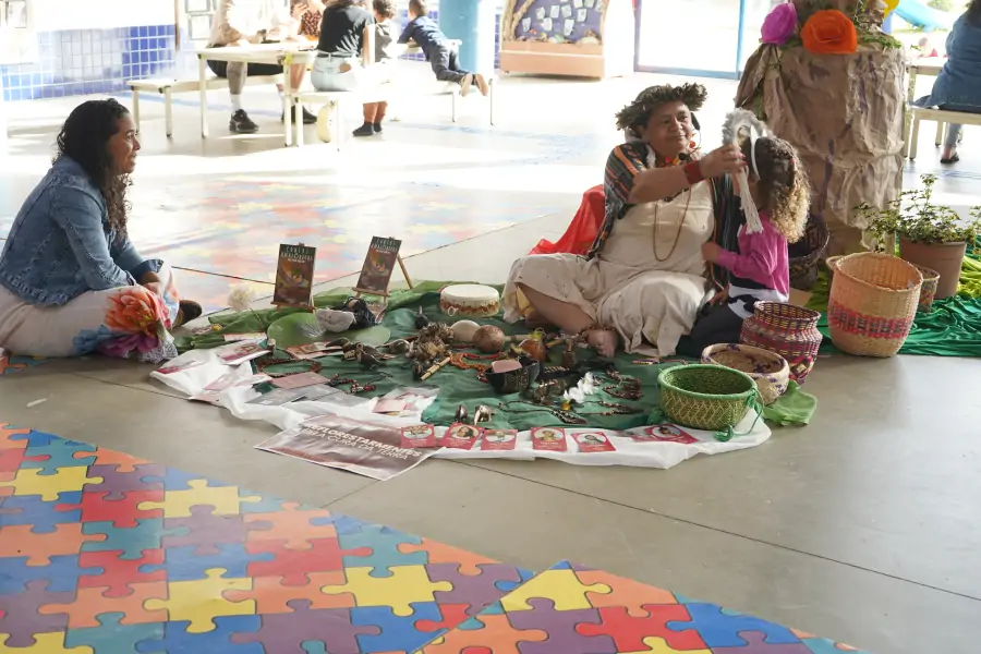 NEIM Zilda Arns promove contação de histórias com a escritora indígena Martha de Lima  27