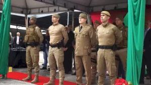 Leia mais sobre o artigo Polícia Militar celebra os 82 anos do 4º BPM com solenidade em Florianópolis