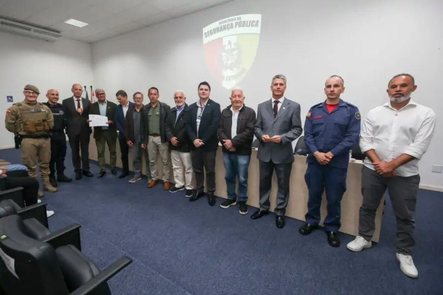 Secretaria dá posse a diretorias de seis Conselhos Comunitários de Segurança de Florianópolis 7