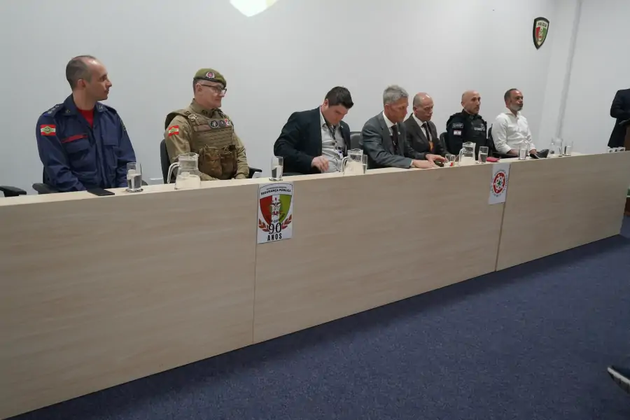 Secretaria dá posse a diretorias de seis Conselhos Comunitários de Segurança de Florianópolis 63