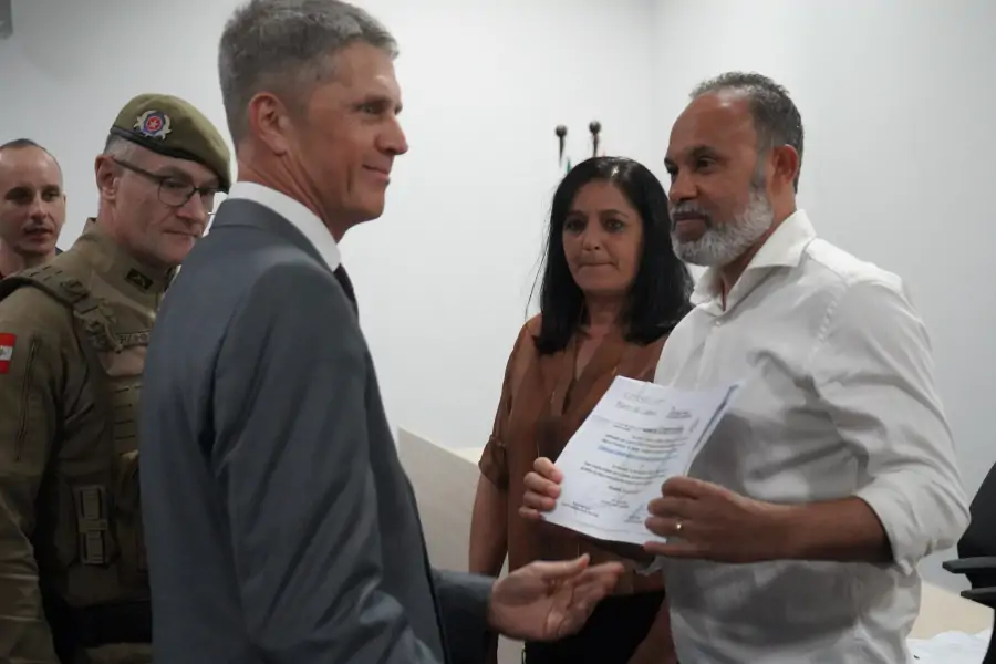 Secretaria dá posse a diretorias de seis Conselhos Comunitários de Segurança de Florianópolis 67