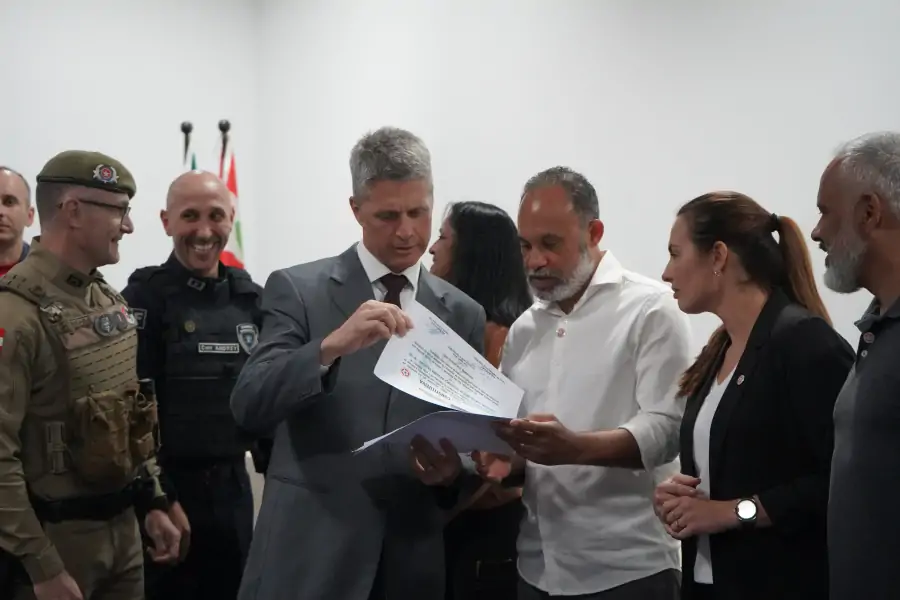 Secretaria dá posse a diretorias de seis Conselhos Comunitários de Segurança de Florianópolis 74