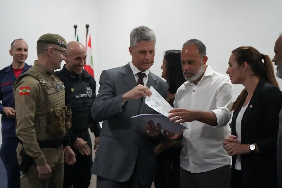 Secretaria dá posse a diretorias de seis Conselhos Comunitários de Segurança de Florianópolis 75