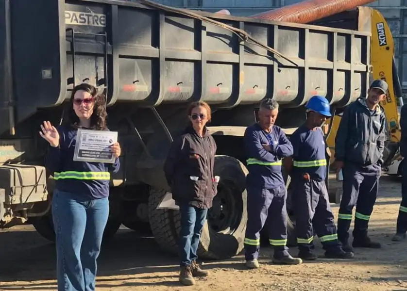 CASAN orienta trabalhadores sobre diálogo com a comunidade 1