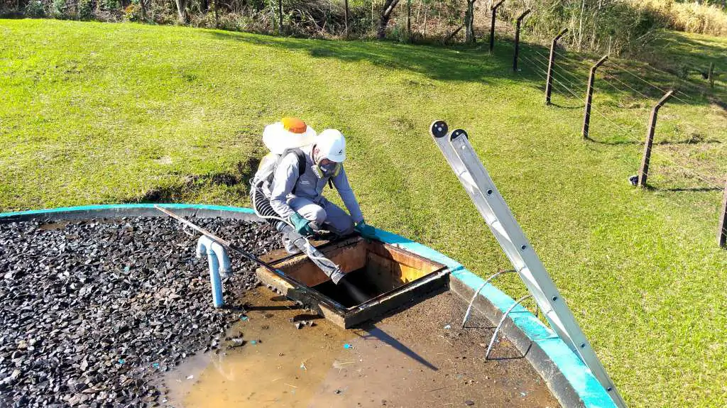 Estação Verão: CASAN executa limpeza de reservatórios do Sul e Leste da Ilha 1