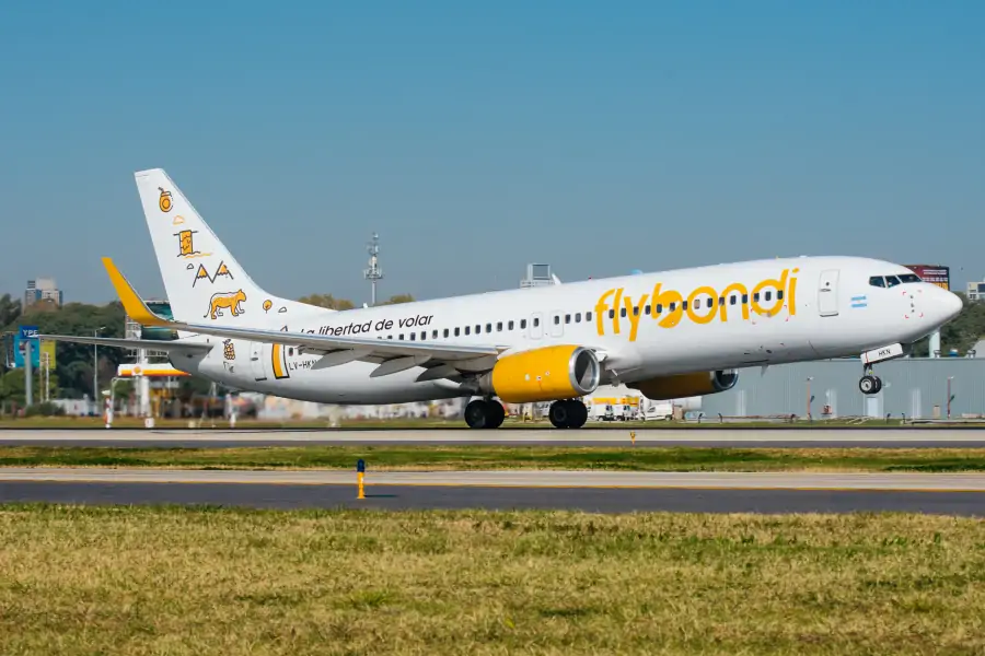 Flybondi oferecerá 44 voos semanais do Rio de Janeiro e Florianópolis a Buenos Aires no verão 1