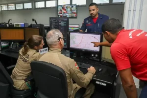 Leia mais sobre o artigo Governo do Estado desenvolve projeto piloto que integra centrais de atendimento a emergências na Grande Florianópolis
