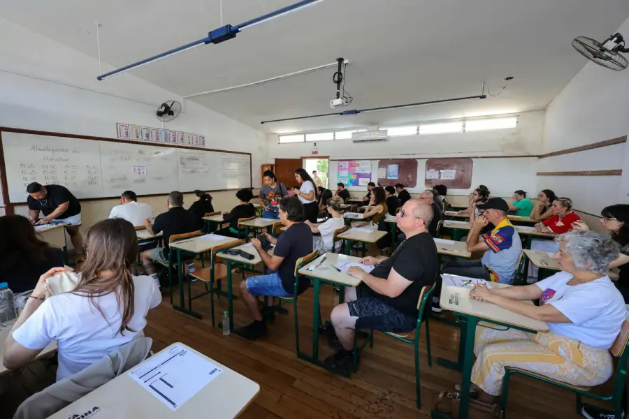 Inscrições para o processo seletivo de ACTs da rede estadual de SC terminam nesta quinta-feira 1