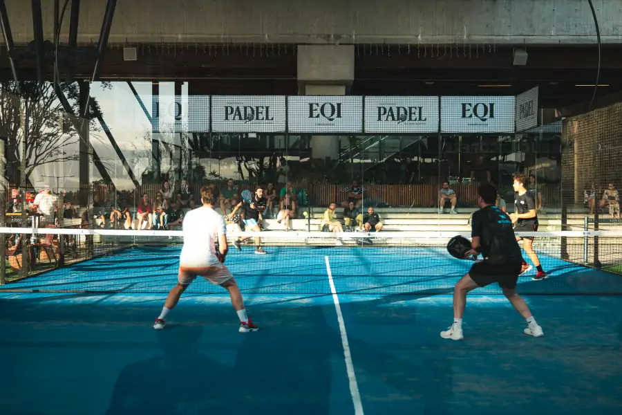 Aeroporto de Florianópolis terá programação para crianças e torneio de padel entre clubes  1