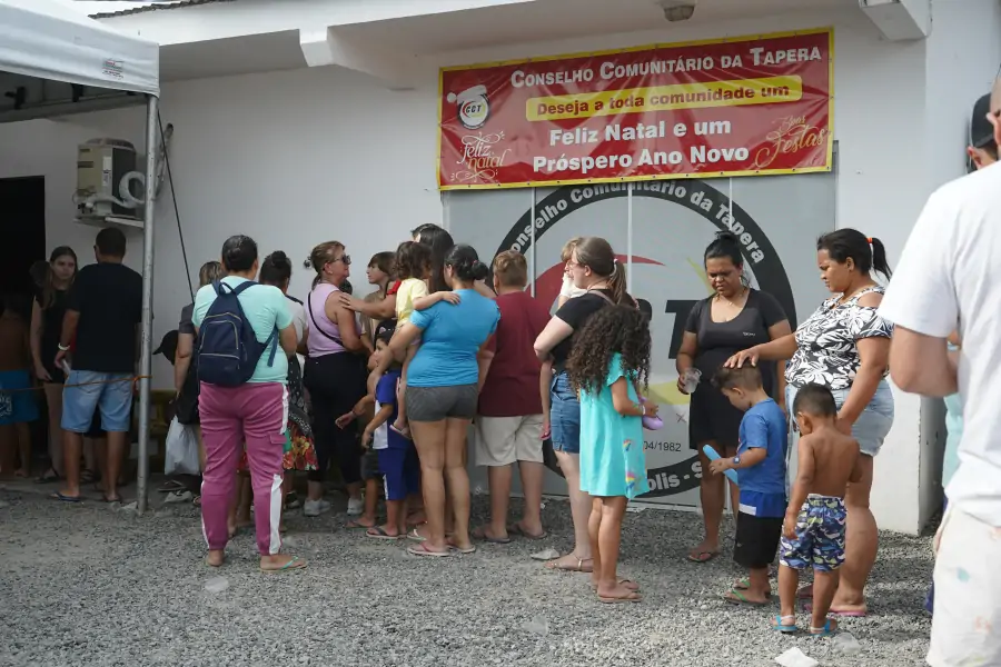 Natal da Tapera reúne comunidade e confirma Festa da Virada na Praia para o dia 31 15