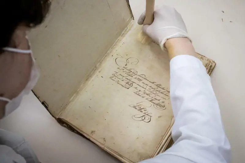 Manuscrito de mais de dois séculos retorna ao acervo do Arquivo Histórico 1
