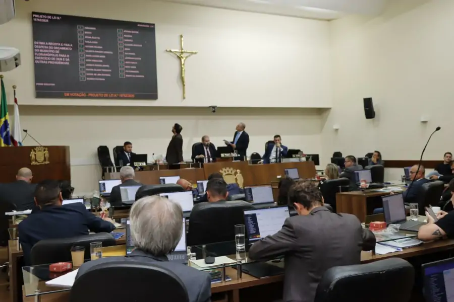 Vereadores aprovam orçamento de R$ 4,27 bilhões para 2026 com aumento de investimentos em Saúde e Educação 1