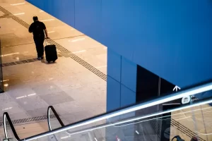 Leia mais sobre o artigo Estado mais seguro do país: aeroporto de Florianópolis passa a contar com reconhecimento facial nos terminais de desembarque