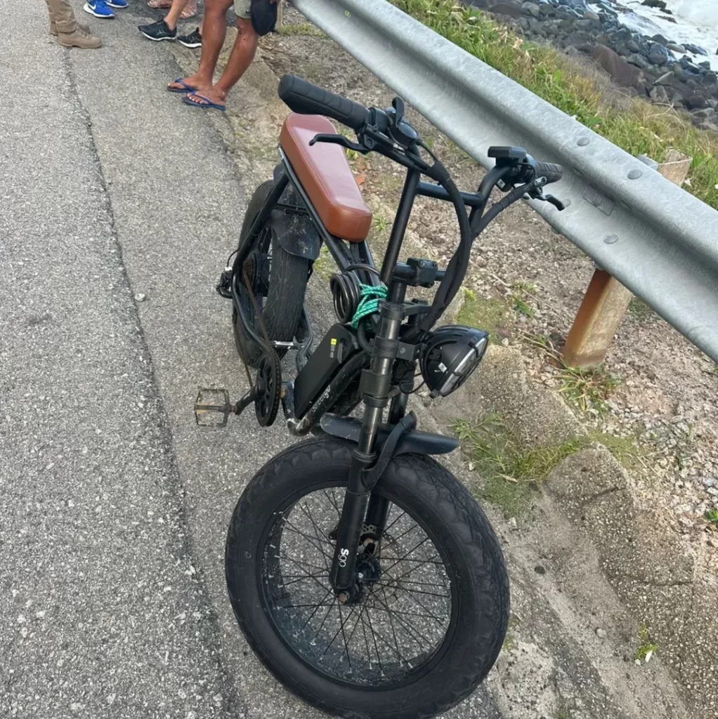 Idoso de 70 anos é atropelado por bicicleta elétrica no Morro das Pedras 2