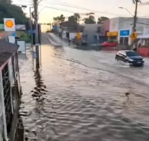 Leia mais sobre o artigo Maré alta volta a influenciar a mobilidade no Sul da Ilha em Florianópolis